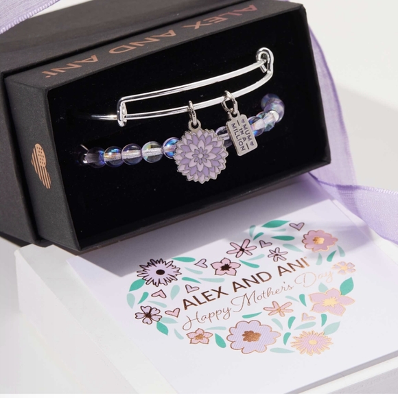 Alex + Ani Mum in a Million Bracelet Set - Picture 2 of 6